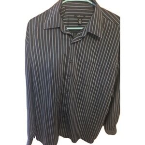 Van Heusen Shirt Men's L 16-16.5 Long Sleeve Blue & White Striped Button Down